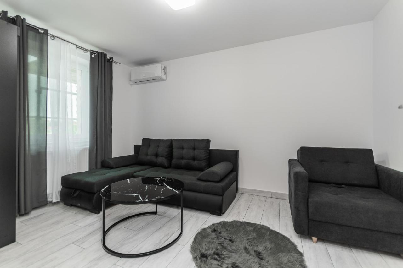 שטוטובו Vip House Apartamenty מראה חיצוני תמונה